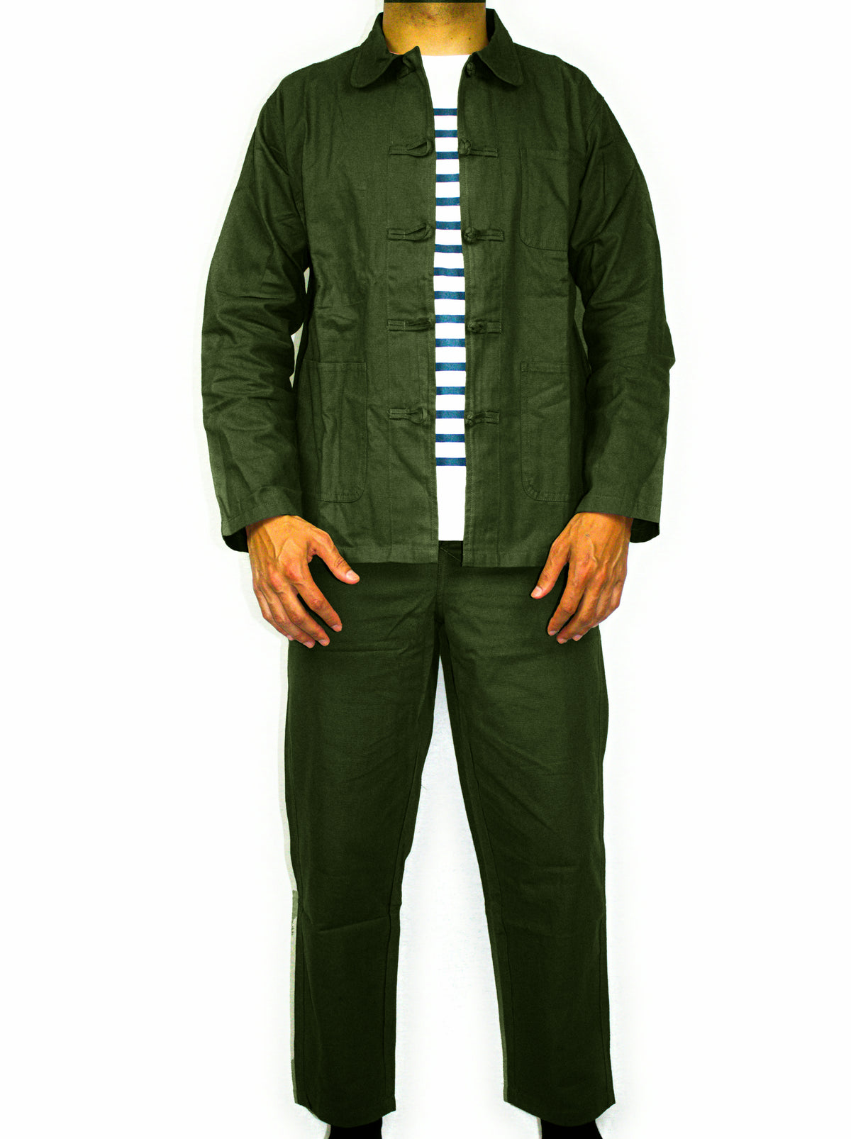 Ensemble bleu de chine coloris bleu, rouge, vert, noir, gris et blanc